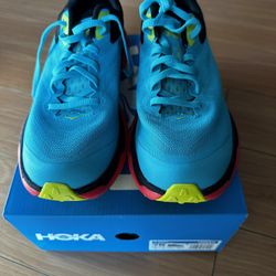 Brand New Hoka Women Size 7