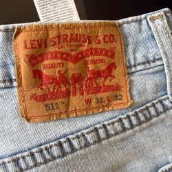 Levi jeans