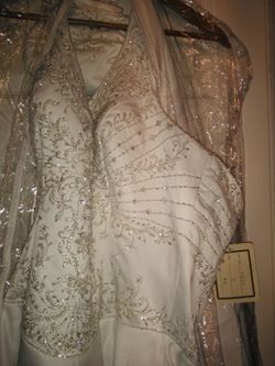 Wedding dress