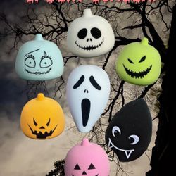 Beauty Blenders For The Spooky Season 👻🎃
