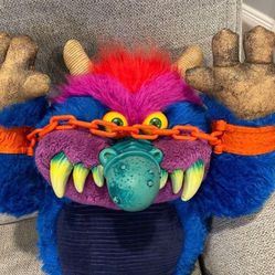 1985 My Pet Monster Hand Cuffs Shackles Handcuffs, RARE!