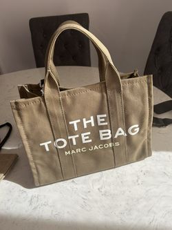 Marc Jacob’s Medium Tote Bag