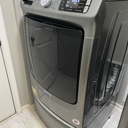 Maytag Washer with Pedestal