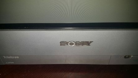 Sony trinitron TV for sale