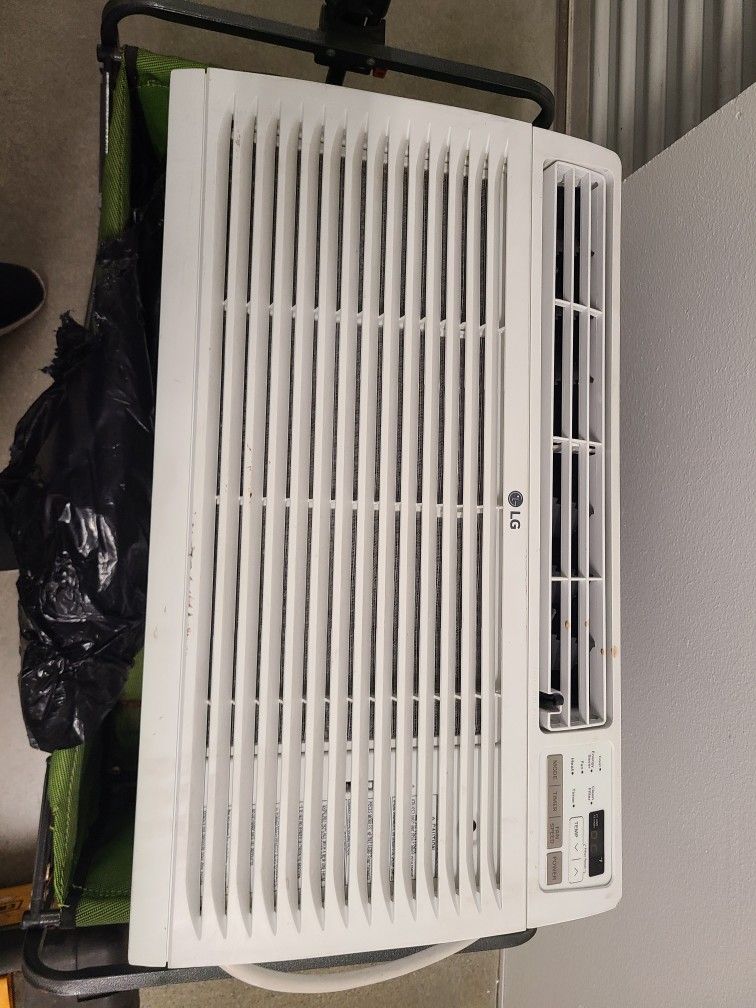 LG Air Conditioner And Heater. 11,500 BTU for Sale in Alameda, CA - OfferUp