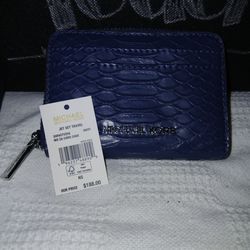 Michael kors wallet