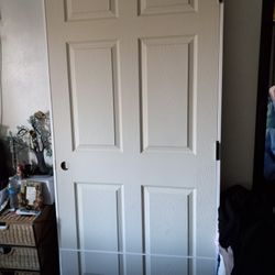 HALLOW CORE 6 PANELS DOORS 36 IN×80 IN $80Ea.
