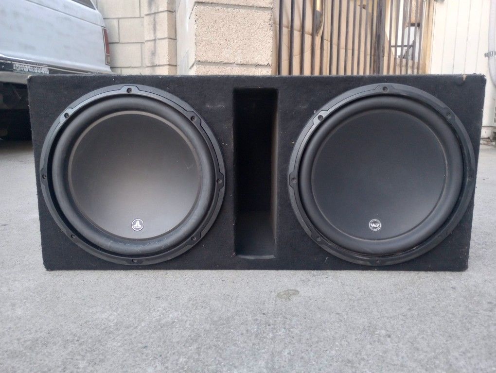 2" 12 JL AUDIO W3 & HIFONIC AMP for Sale in El Monte, CA OfferUp