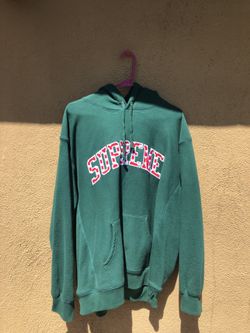 Supreme Hoodie 