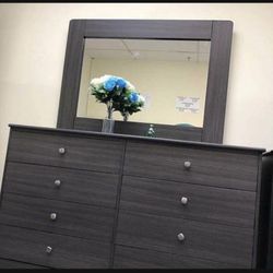 Dresser/ Cajonera