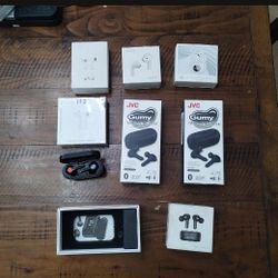 Pair of Bluetooth Headphones, New in the Box. Lots More Brands Available 