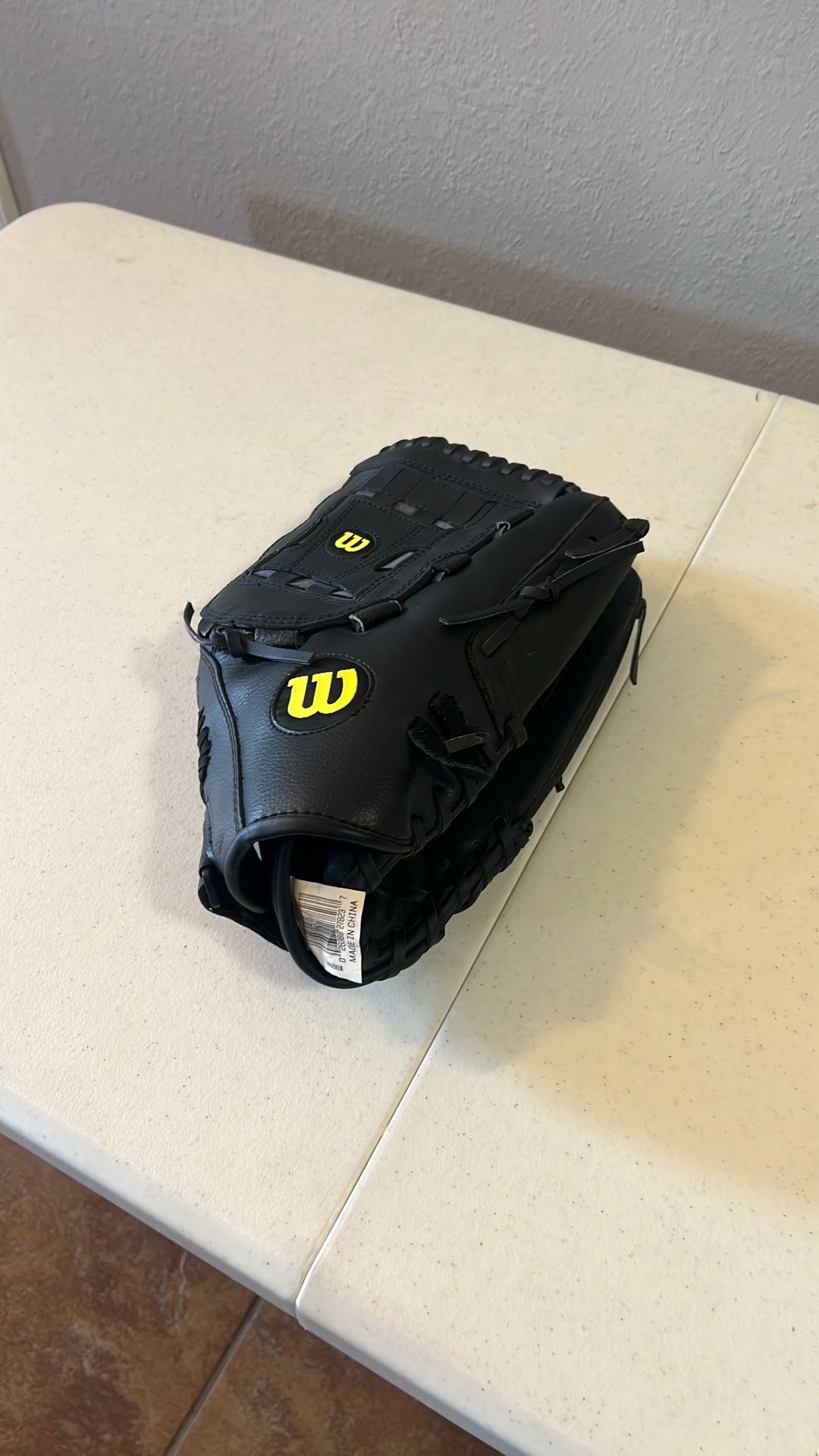 Softball Glove 14”