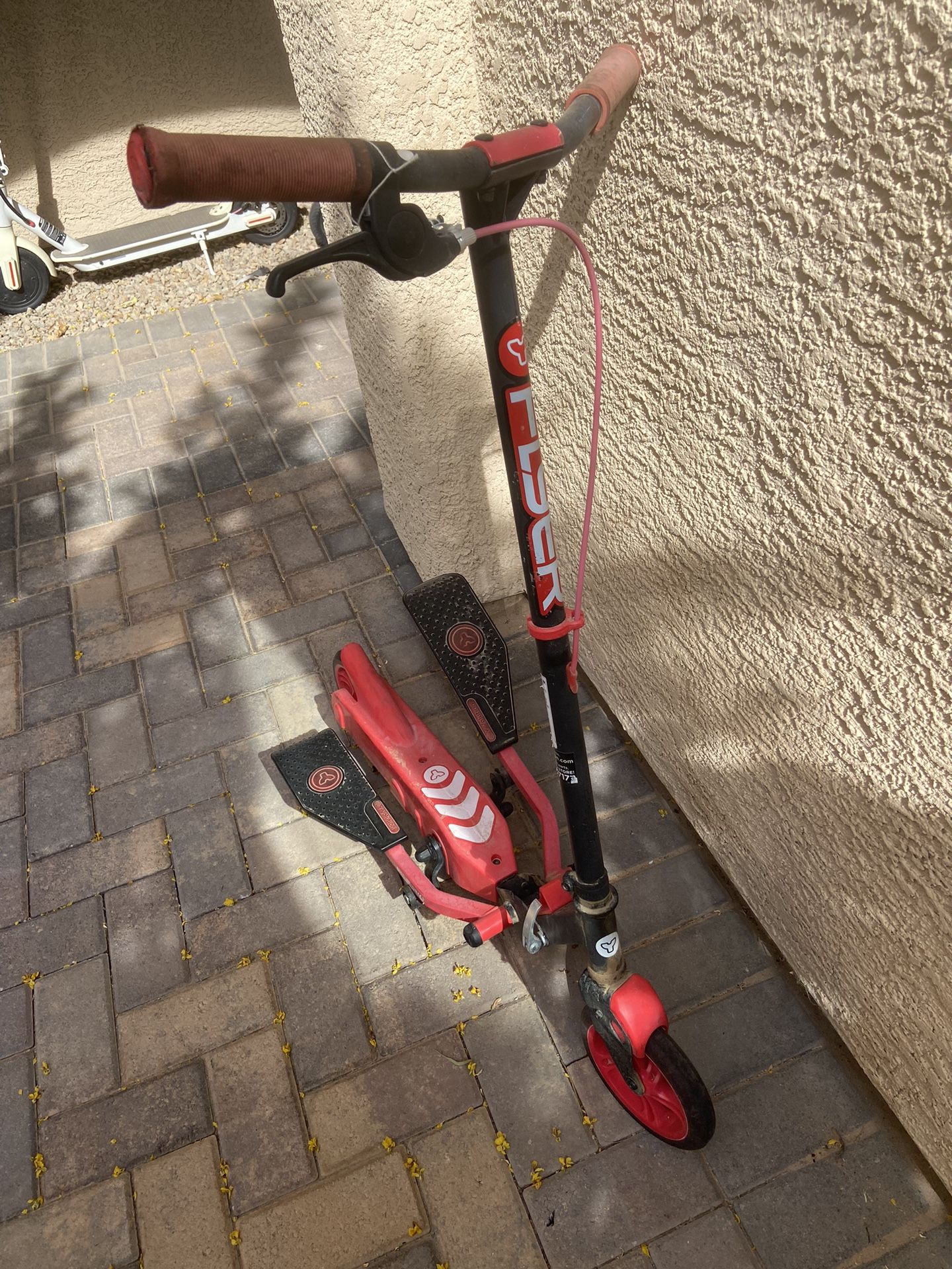 Pedal Scooter