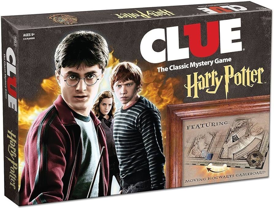 Clue: Harry Potter Edition (2008) with moving Hogwart's game board - COMPLETE