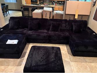 Sectional set