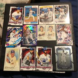 Los Angeles Dodgers Baseball Cards Ft. ‘21 Topps Chrome Purple Refractor, And ‘23 Heritage Sp All Mint Condition!