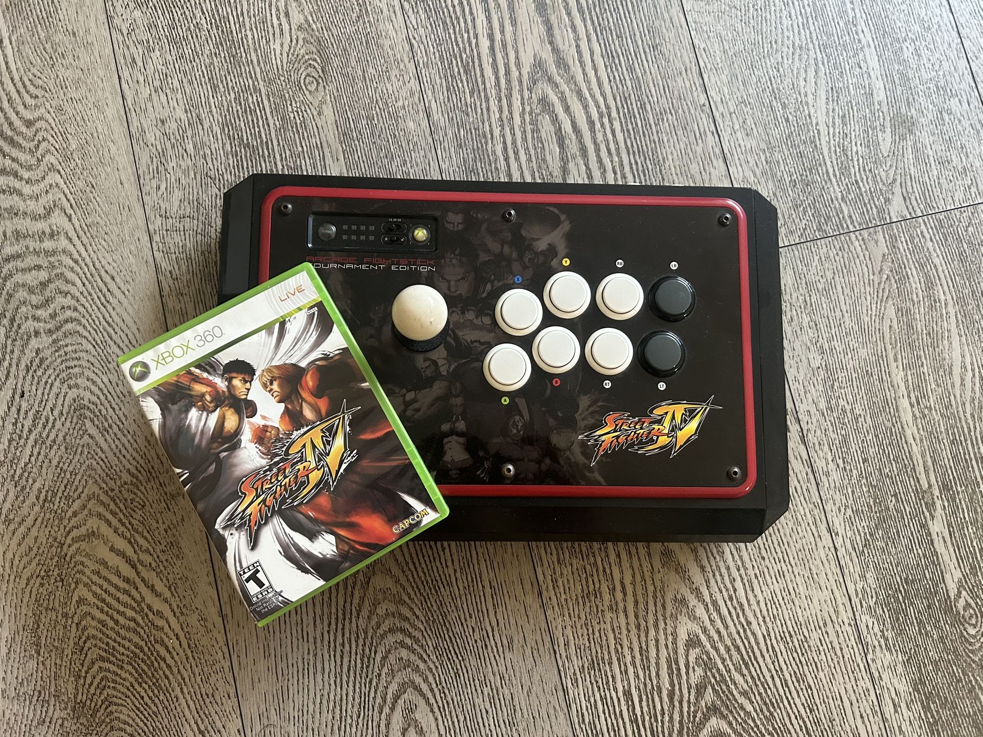 Street Fighter IV Round 2 TE Universal Fightstick
