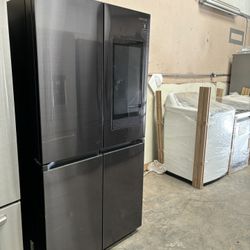 New Out Box Samsung 4-Door French Door Touchscreen Refrigerator Black Stainless Steel 