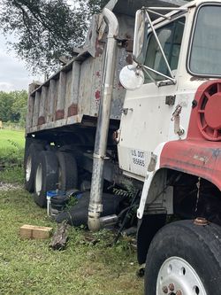 1979 Ford L9000 Tandem Axle Dump Truck NTC-290 Big Cam Cummins