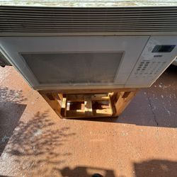 GE White Microwave. Works Great 👍 