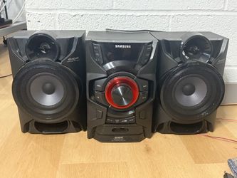 Samsung Giga Sound Blast Mini Hi-Fi System