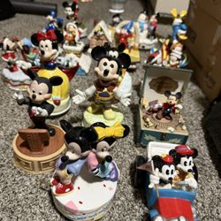 Various Disney Mickey Mouse Music Boxes In Excellent Condition 