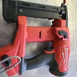 Milwaukee 18 GA. NARROW CROWN STAPLER 