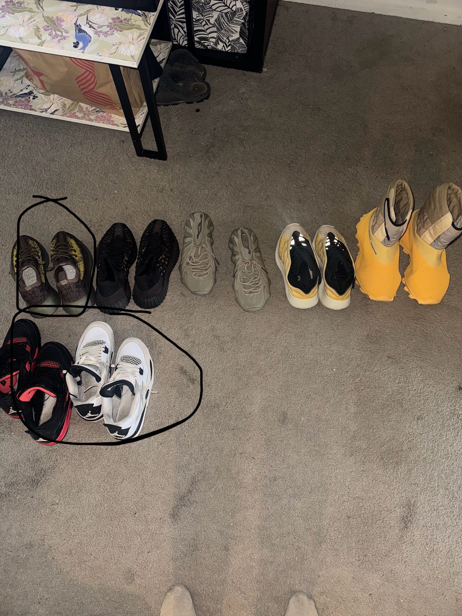 Jordan’s & Yeezys Size 7, 7.5, 8