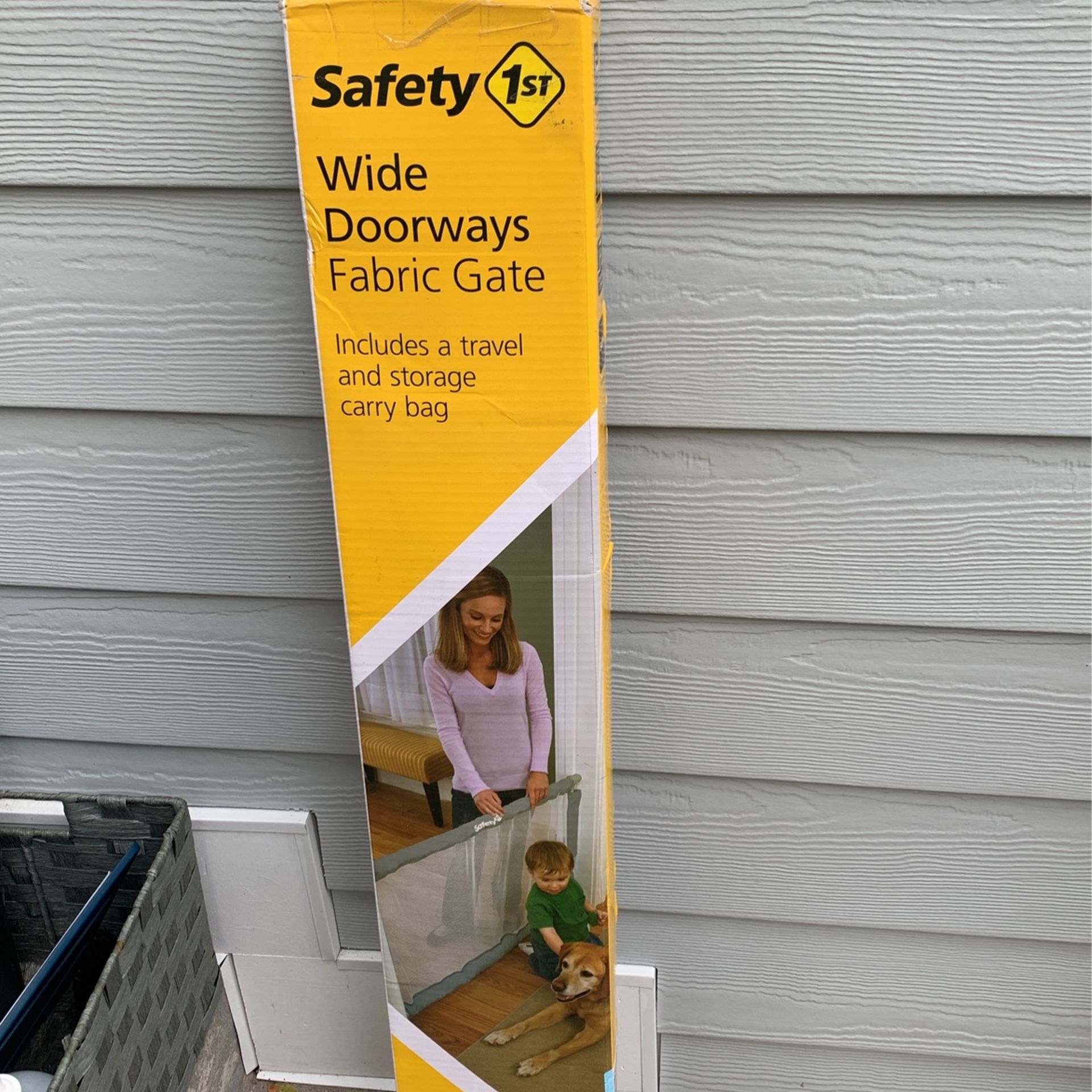 Safety 1st Wide Doorway Fabric Gate