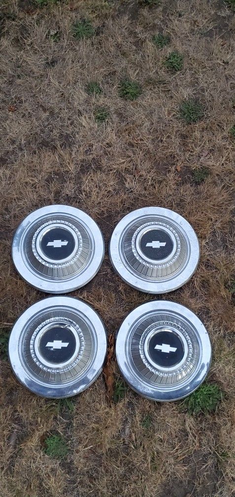 1968 Impala hubcaps