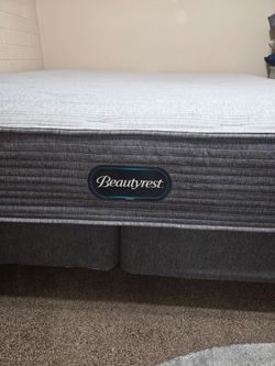 Beautyrest King Size Bed