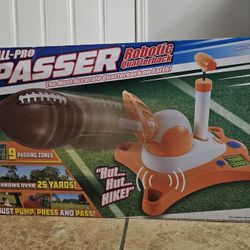 All-Pro Passer Robotic Quarterback (Football Game)