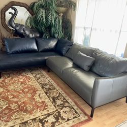 Minimalist Scandinavian Style Leather Sectional 