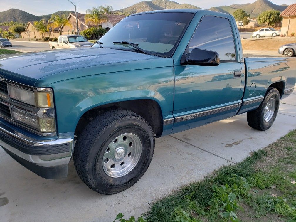 97 chevy silverado c1500 (obs)