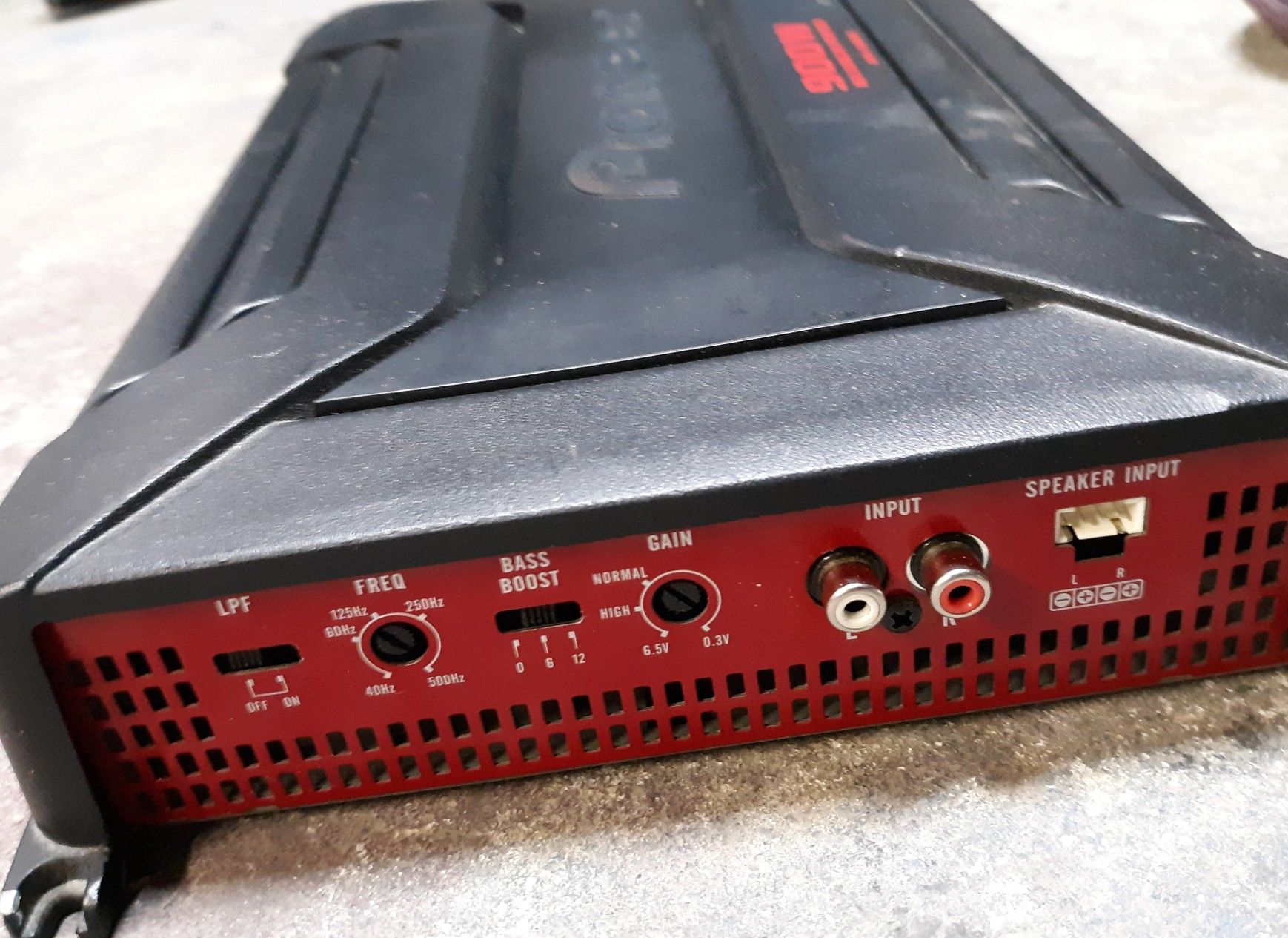 Pioneer 900 Watt GMA5602 Amplifier Like New for Sale in Gonzales, LA