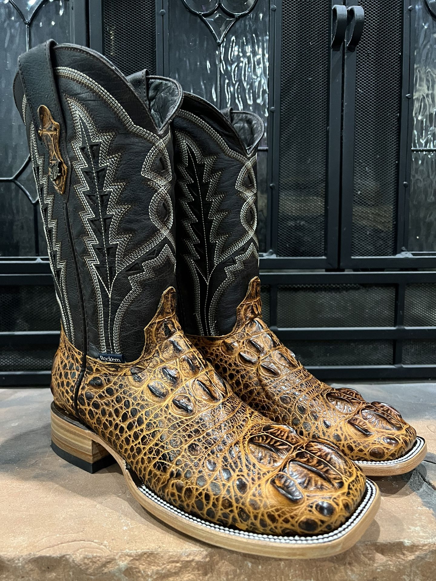 Western Boots Caiman Square Toe