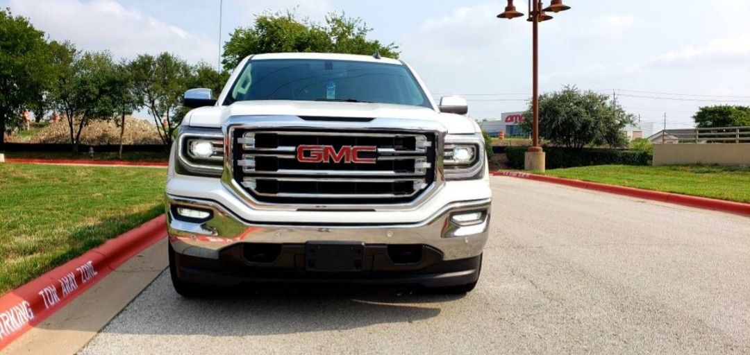 2018 GMC Sierra