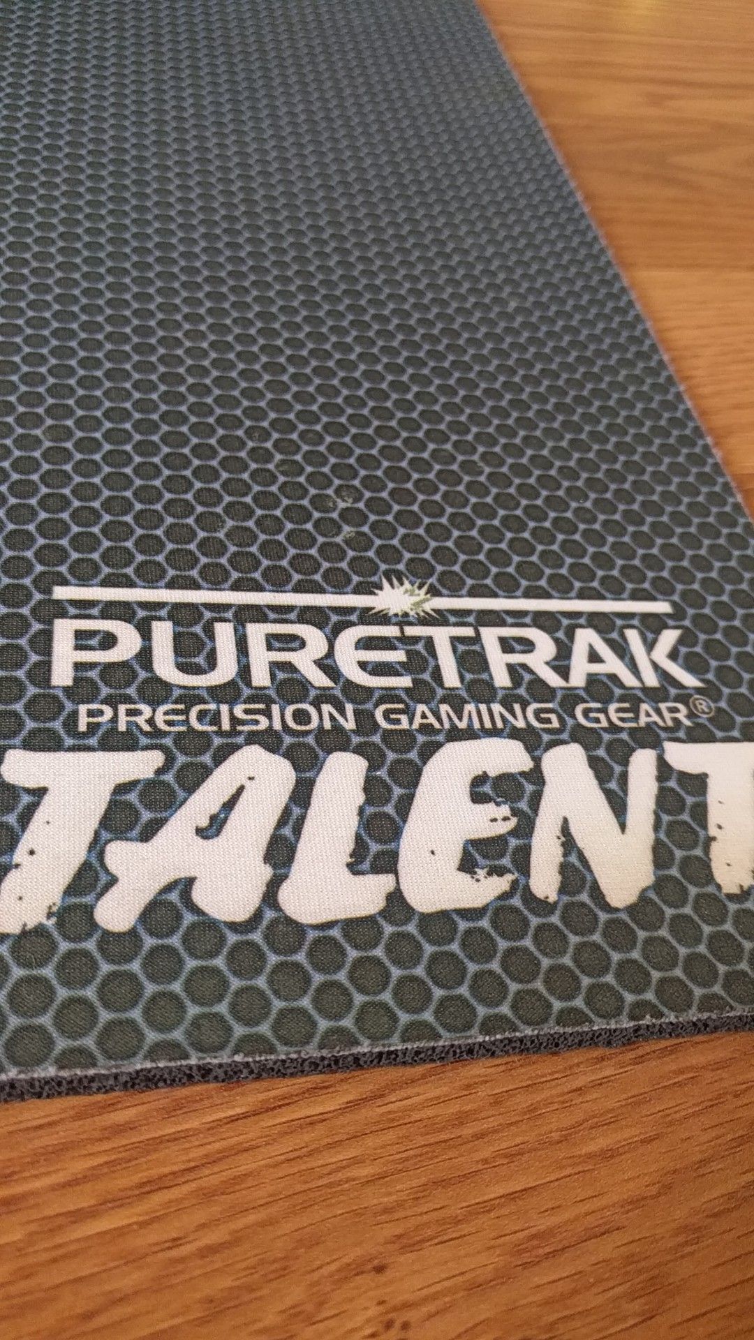 Puretrak Talent mouse pad