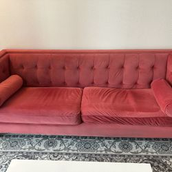Free - Pink Couch 