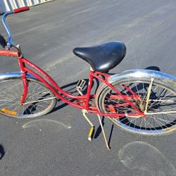 Vintage 1975 Shwinn HOLLYWOOD Women's Bicycle