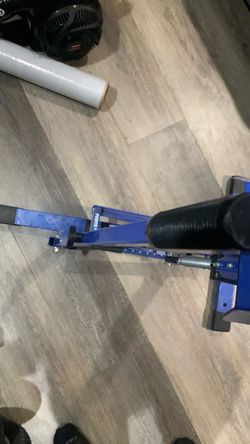 Pitching machine like new