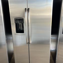 36w” Ge Side By Side Refrigerator: todo Le Funciona Perfecto 