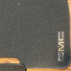 2023 GMC Denali floor Mats