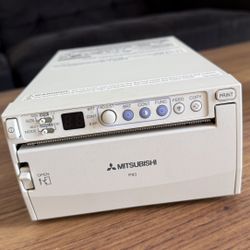 Mitsubishi Digital Printer P93D with paper