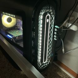 Alienware Aroura 15 (very Flexable With Price)