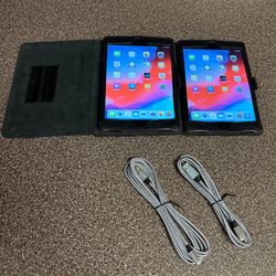 Like New! iPad Mini 2 16gb W/Cord & Case