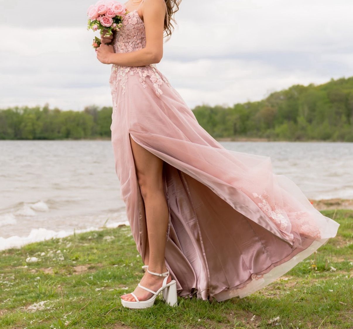 Prom Dress, Edith’s Dresses, Baby pink, XS, altered, slit, long dress, sparkly