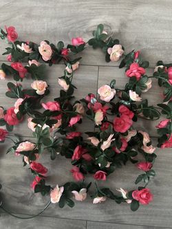 8 Piece 66ft Total Bone Flowers Pink
