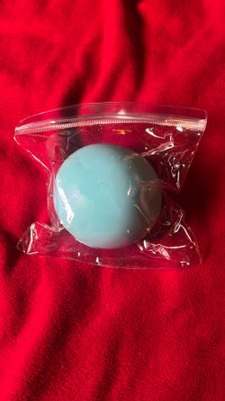 Squezzy ball white foam