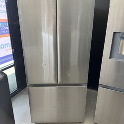 Samsung - Apartment Size Refrigerator 
